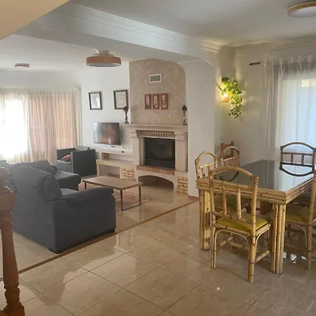 Acogedor Solo Familias Playa De Ferienhaus *